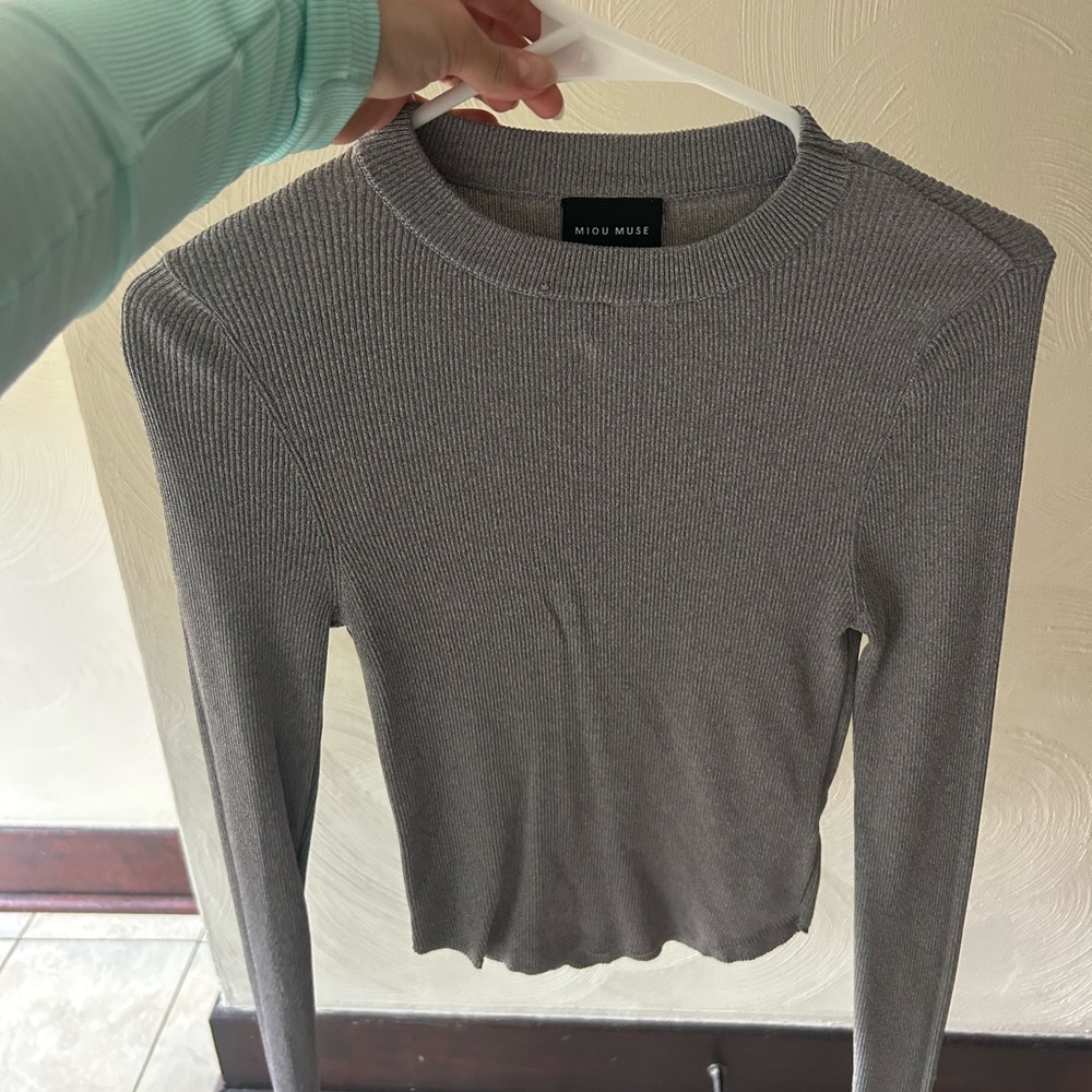 Gray Ribbed Women's Top